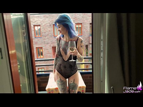 ❤️ Enorm meisje zuigt met een slok en neukt hartstochtelijk onder de open hemel Just porno at us nl.eviewporn.ru